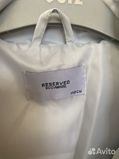 Куртка на девочку Reserved