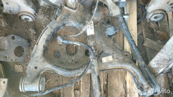 Рычаг задний нижний правый Ауди A6 C6