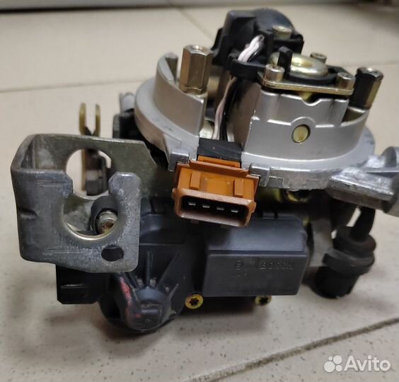 Моновпрыск VW Passat B3 / Golf 3 1.8