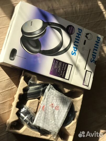 Беспроводные наушники Philips SHC5100/10