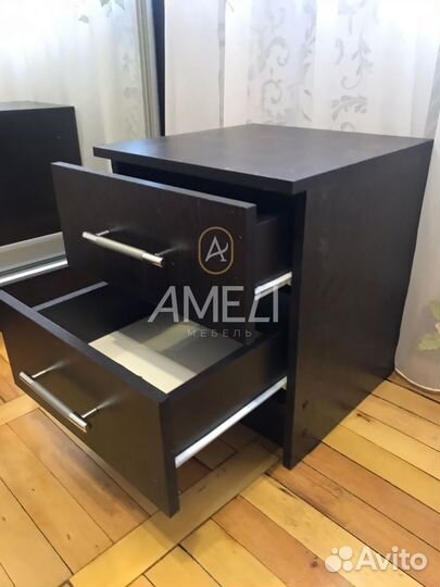 Тумба прикроватная