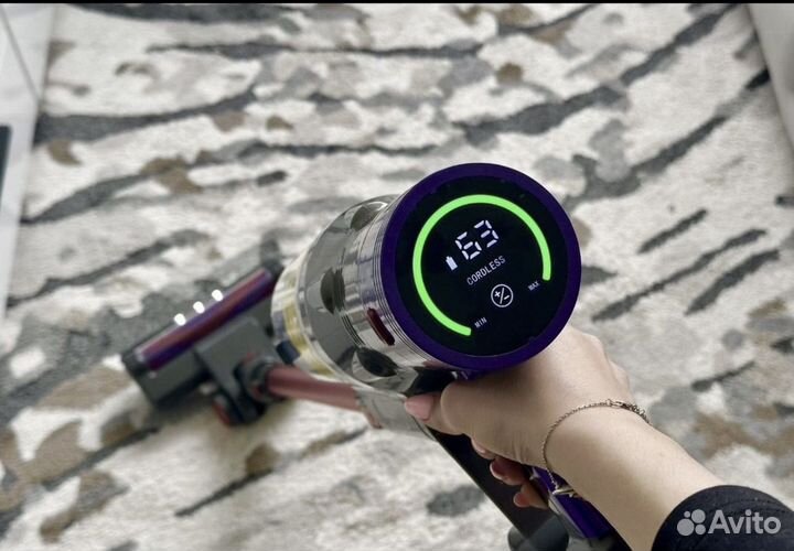 Пылесос Dyson v11