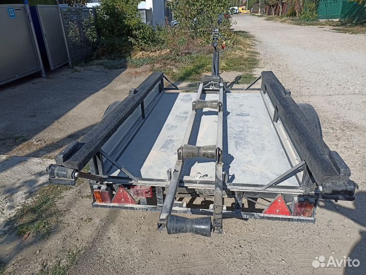 Комплект для перевозки лодки на бортовом прицепе