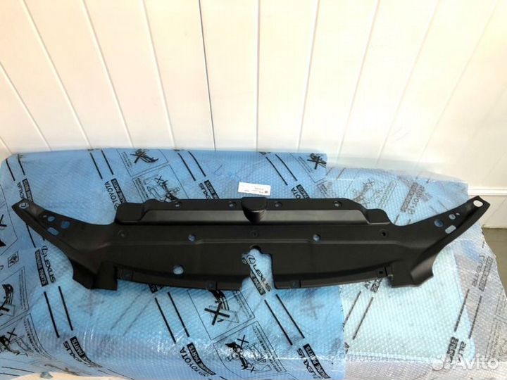 Накладка замка капота Toyota Lc Prado 150