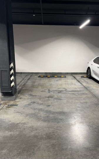 Машиноместо, 16 м²