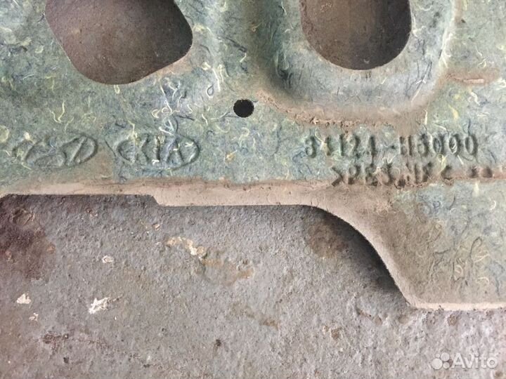 Шумоизоляция моторного отсека Kia Rio 4 Solaris 2