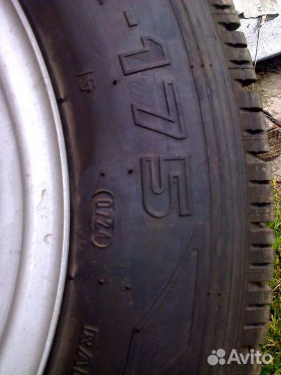 Шины на дисках 205 х 70 R 15