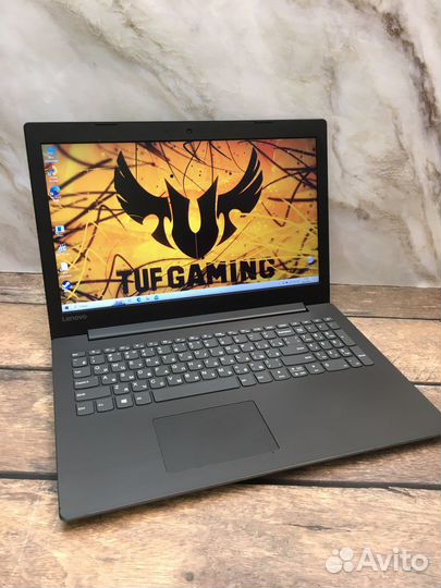 Тонкий игровой lenovo i3 8gen, ssd + hdd