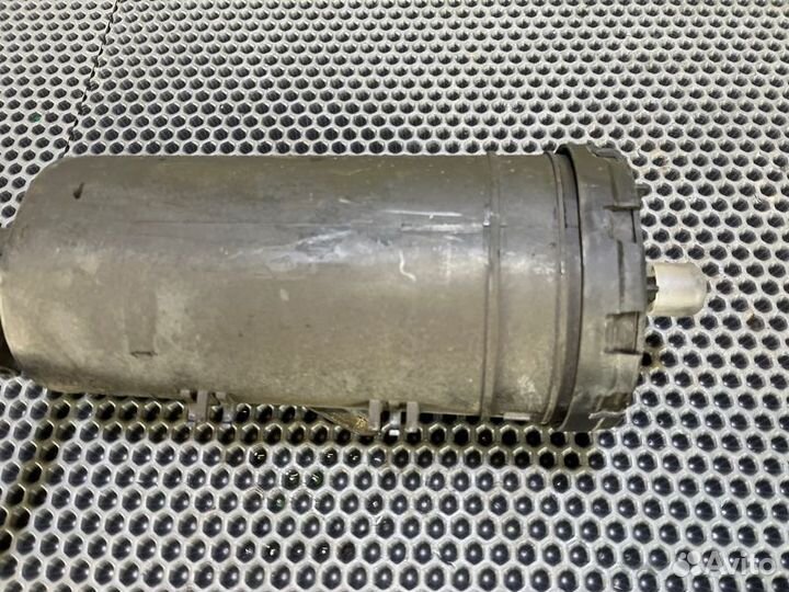 Фильтр паров топлива Mercedes-Benz GL550