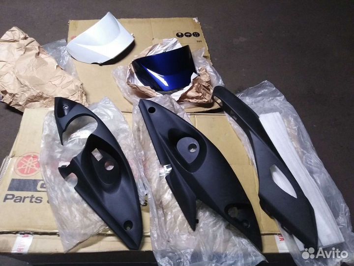 Новая оригинальная крышка левая Yamaha RS Venture