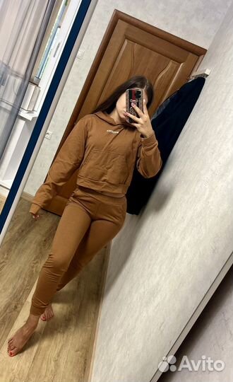 Спортивный костюм