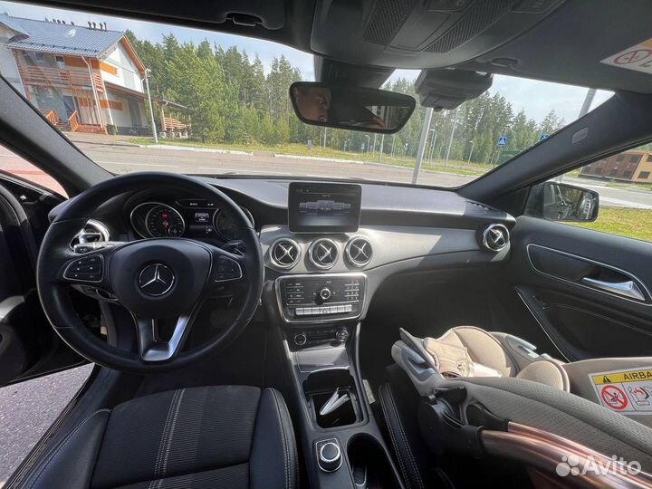 Mercedes-Benz GLA-класс 1.6 AMT, 2019, 31 000 км