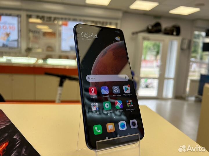 Смартфон Xiaomi Mi 9 SE 6/128 (Ленина 23)