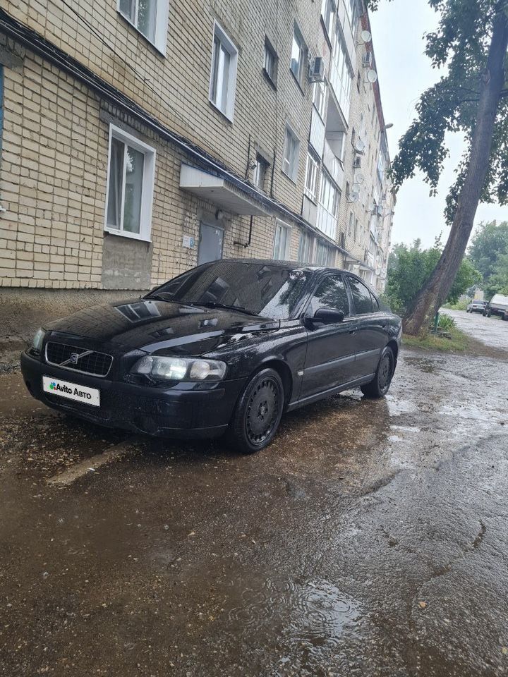 Volvo S60: фото владельца