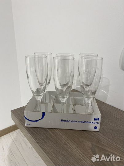 Бокалы для шампанского