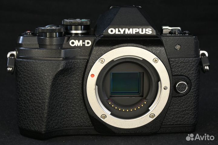 Olympus OM-D E-M10 Mark III body