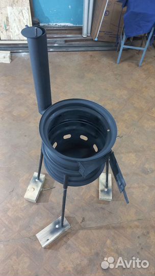 Печь для казана с трубой из дисков