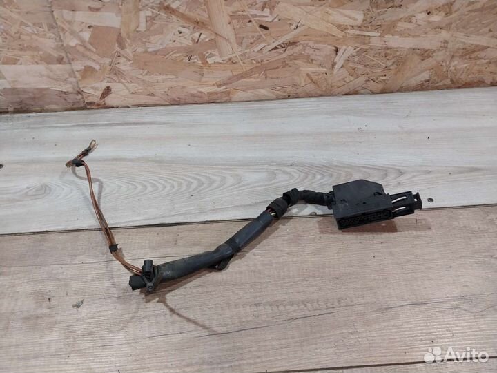 Разьем блока ABS Audi A4 Volkswagen Passat B5