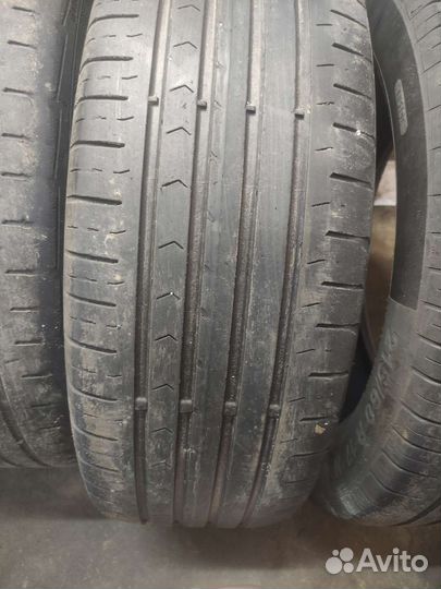 Continental ContiPremiumContact 5 215/60 R17