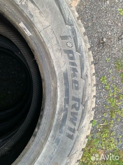 Hankook Winter I'Pike 235/65 R17