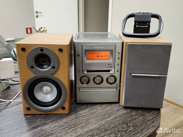Муз центр кассета, MD, CD Sony cmt-m100md