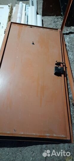 Дверь металлическая