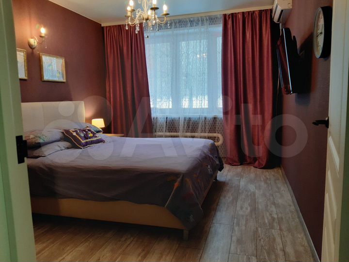 3-к. квартира, 60 м², 1/9 эт.