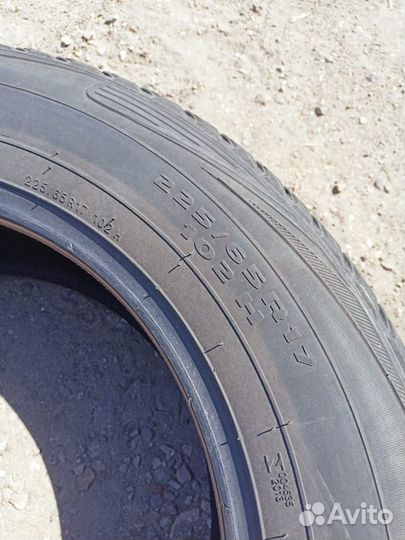 Kumho Road Venture 798 225/65 R17