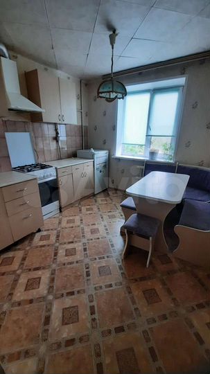 2-к. квартира, 47 м², 3/5 эт.