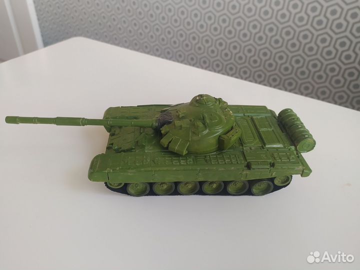 Танк на батарейках