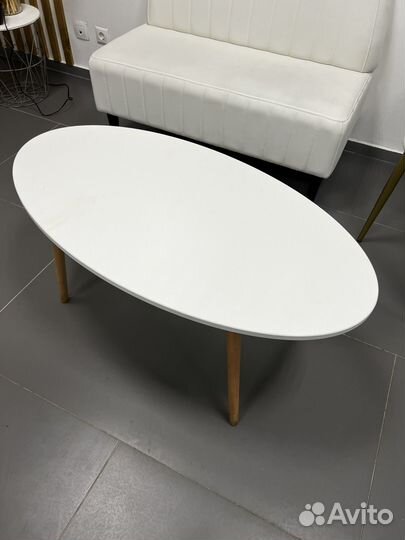 Журнальный столик