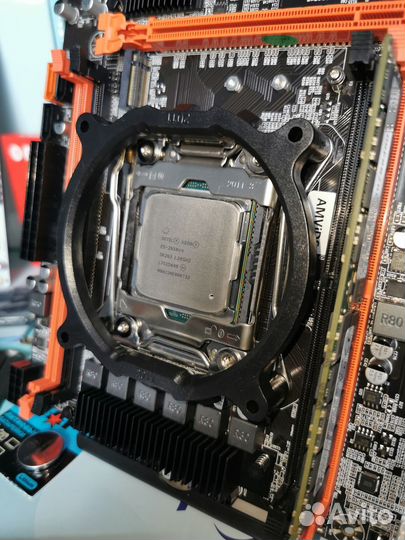 Комплект материнская плата Intel 8/12 ядер 16 озу