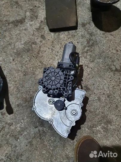 Привод крышки багажника Bentley Continental