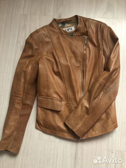 Куртка кожаная женская