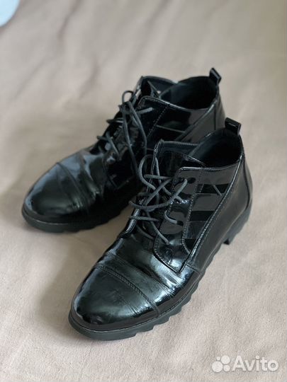 Кожаные туфли ботинки женские 38-38,5 Respect