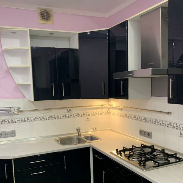 2-к. квартира, 46 м², 3/6 эт.