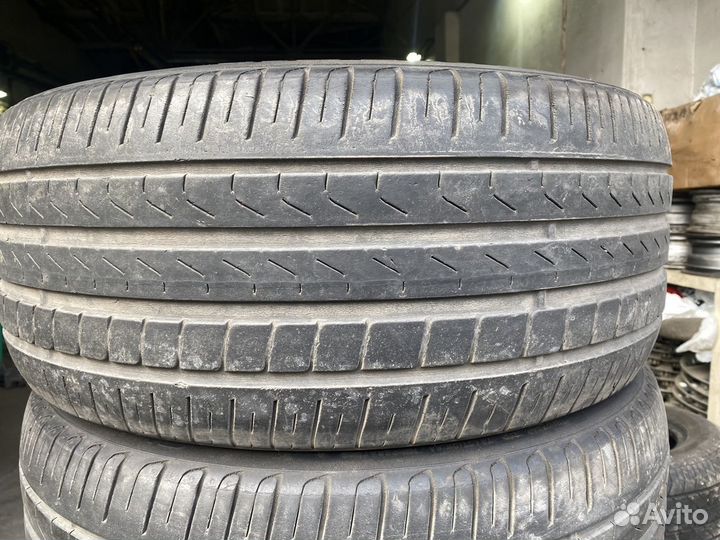 Pirelli Cinturato P7 235/45 R18