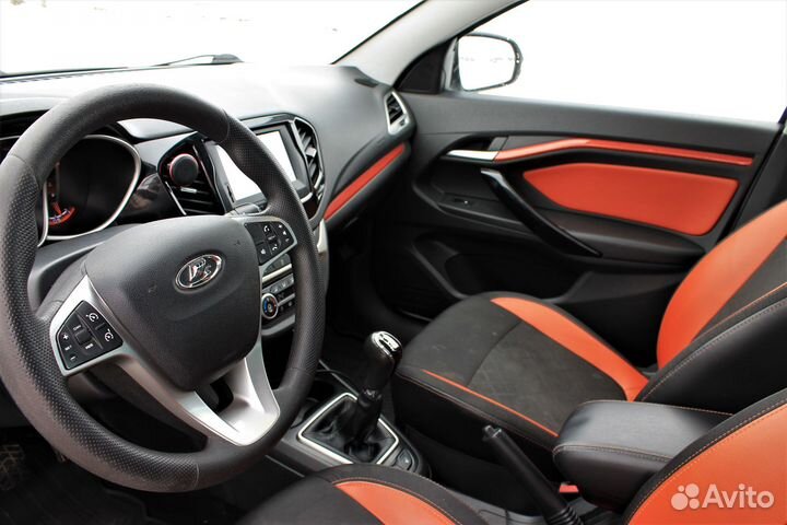LADA Vesta Cross 1.8 МТ, 2019, 140 000 км