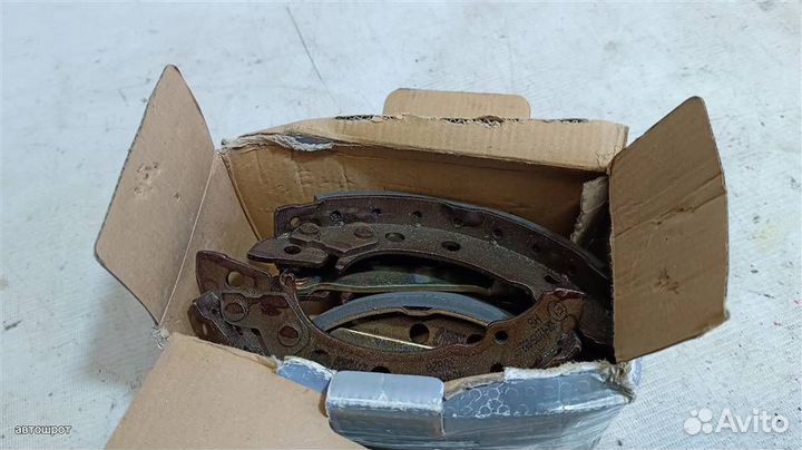 Колодки тормозные задние барабанные км-т volkswag
