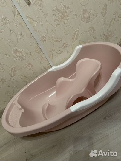 Ванночка для купания с подтсавкой