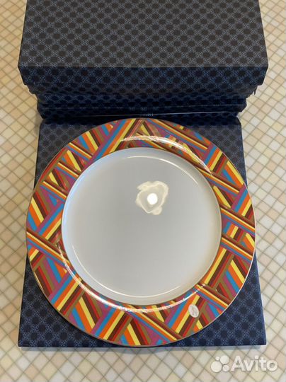 Тарелки от Валентина Юдашкина