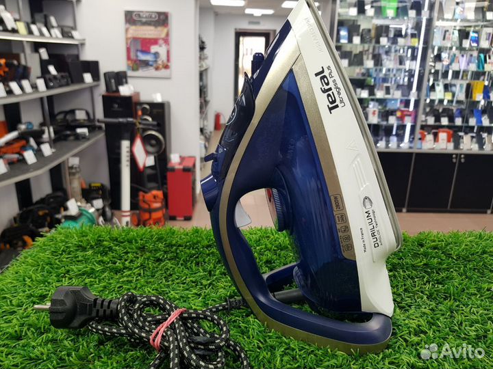 Утюг Tefal Ultragliss Plus FV6812E0 (пр103)