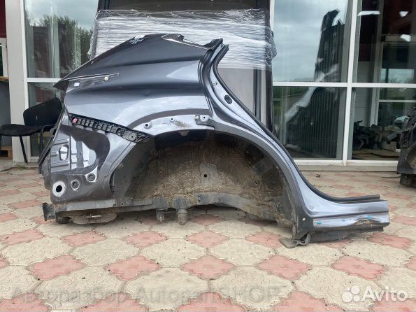 Lexus NX четверть задняя правая