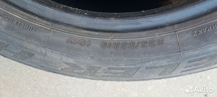 Bridgestone Dueler H/P Sport 235/55 R19