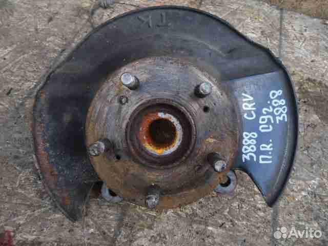 Кулак поворотный правый Honda CR-V 3