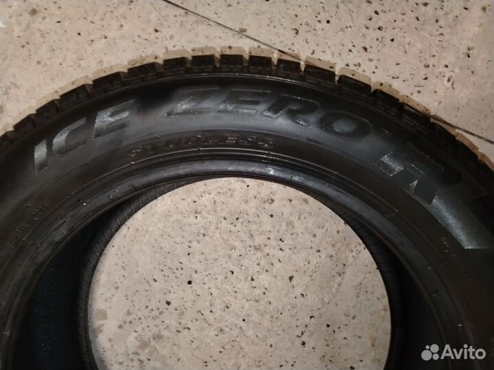 Pirelli Ice Zero FR 235/55 R18 104T