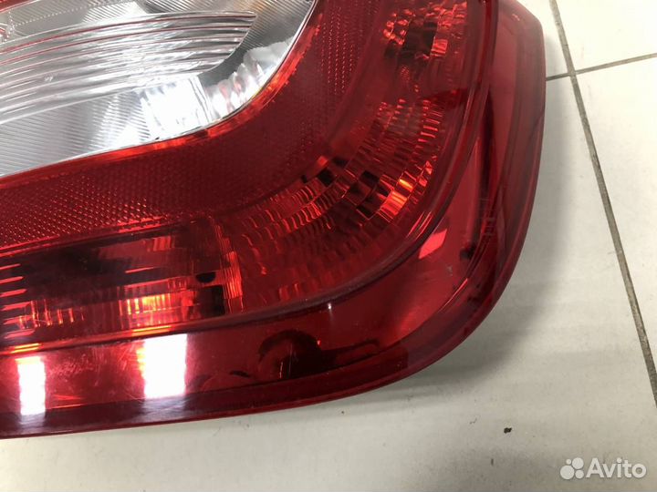 Б/У Фонарь задний правый 5JH945208 VAG