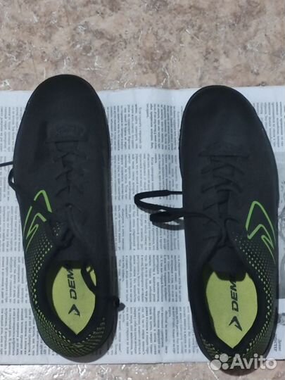 Футбольные бутсы и шиповки