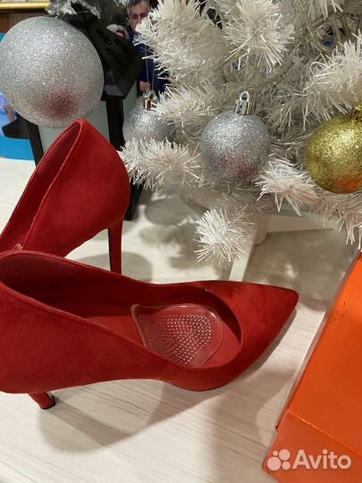 Туфли женские 39 размер новые