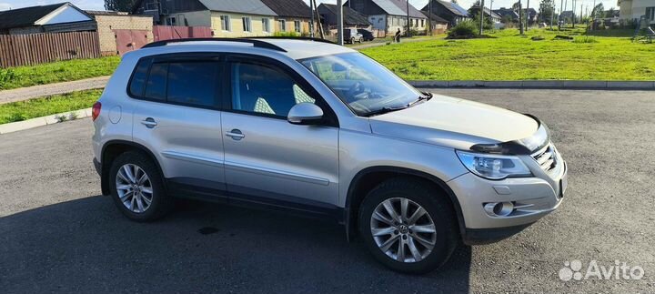 Volkswagen Tiguan 2.0 AT, 2011, 189 000 км